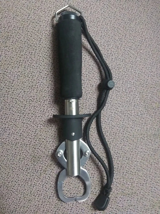 Hooker's Terminal Tackle Fish Gripper